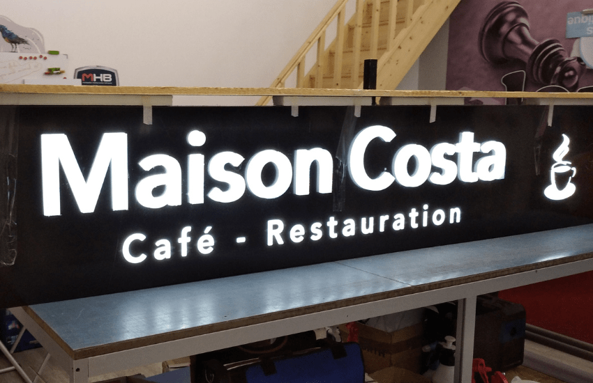 caisson-lumineux-bar